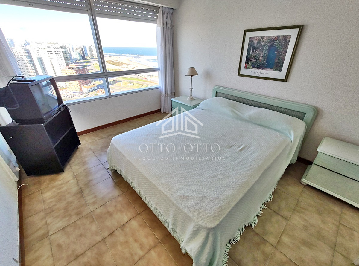 Apartamento ID.10523 - Apartamento en Peninsula de  Punta del Este! 3 dormitorios 