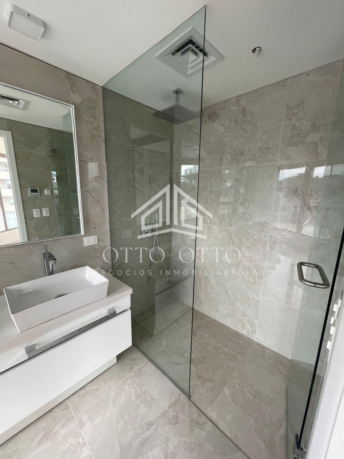 Apartamento ID.27358 - Apartamento de 2 dormitorios en venta, Punta del Este TRUMP TOWER