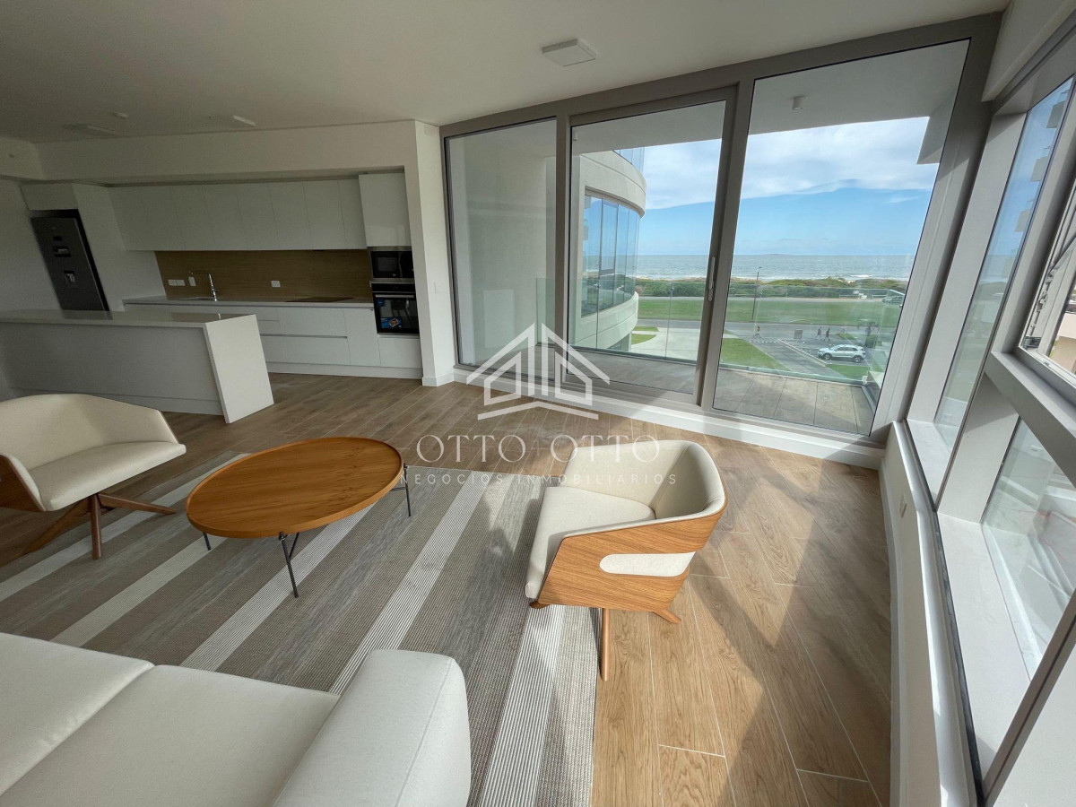 Apartamento ID.27358 - Apartamento de 2 dormitorios en venta, Punta del Este TRUMP TOWER
