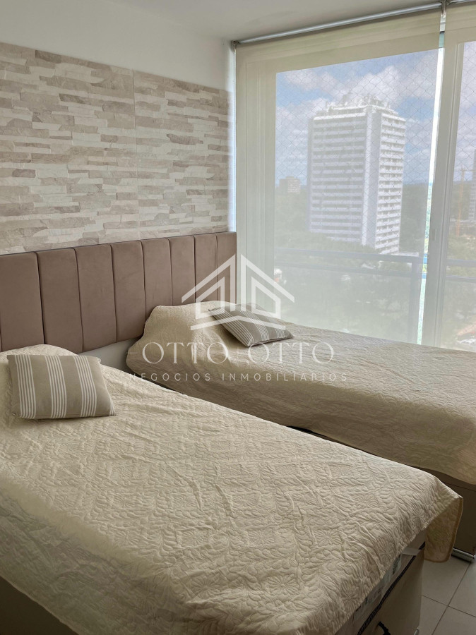 Apartamento ID.28641 - Espectacular apartamento 2 dormitorios en venta con vista a la Isla Gorriti en Punta del Este de 2 dormitorios 2 baños cochera incluida