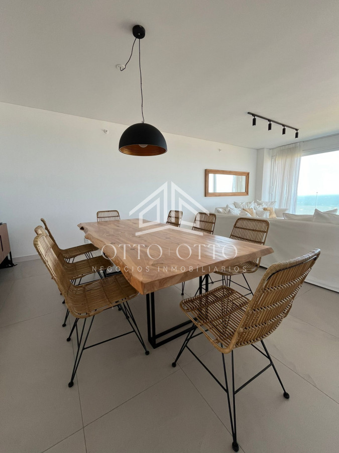 Apartamento ID.28446 - VENTA APARTAMENTO CUATRO DORMITORIOS PLAYA BRAVA PUNTA DEL ESTE