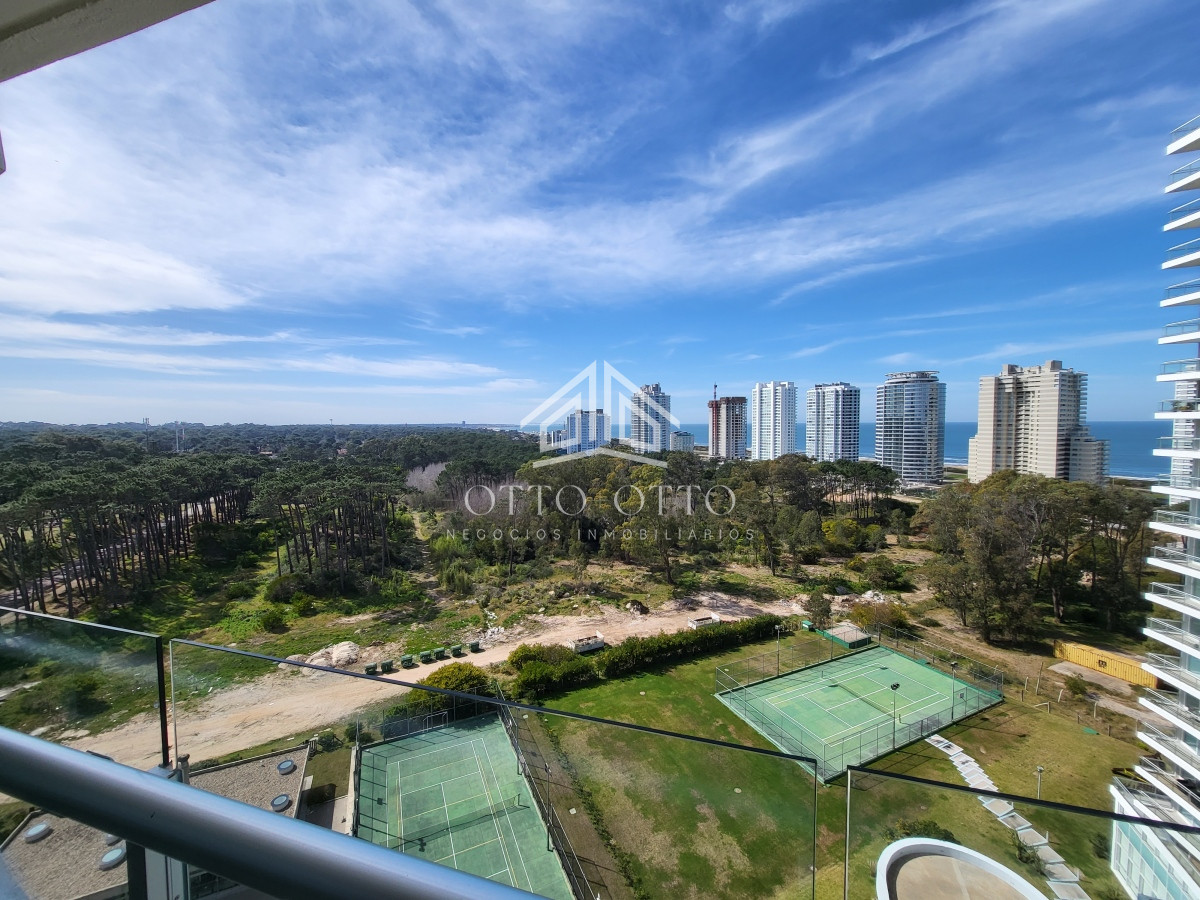 Apartamento ID.27079 - Torre de Categoría  en playa Brava 