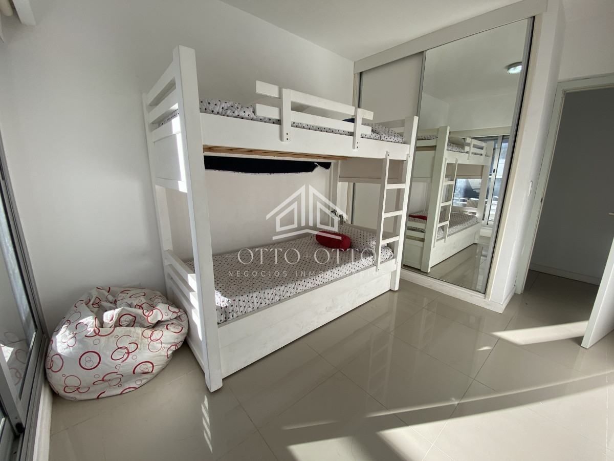 Apartamento ID.6334 - Apartamento en venta, 2 dormitorios, en la Peninsula de Punta del Este!