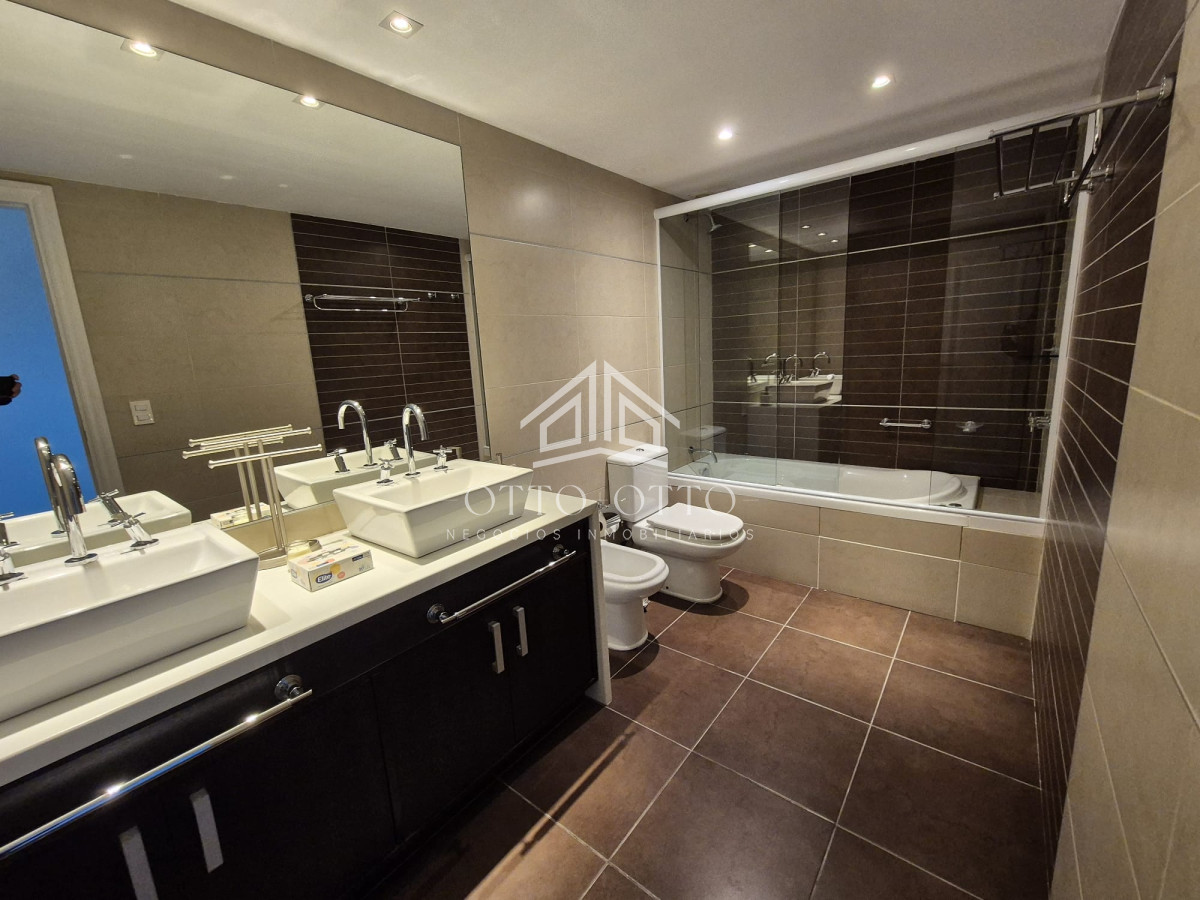 Apartamento ID.459 - Apartamento en venta Playa Brava 3 dormitorios FRENTE AL MAR