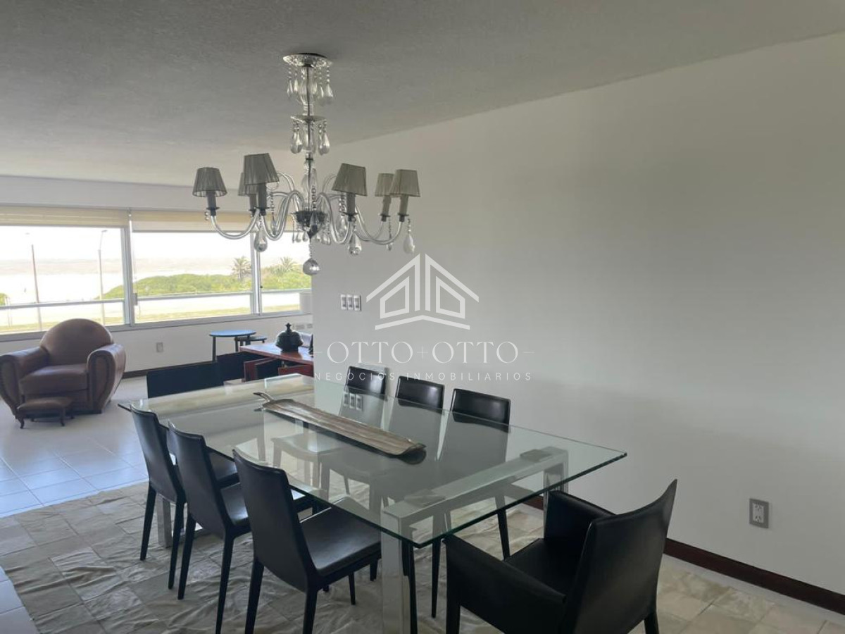 Apartamento ID.11053 - Apartamento en torre de categoría en venta y alquiler temporario.