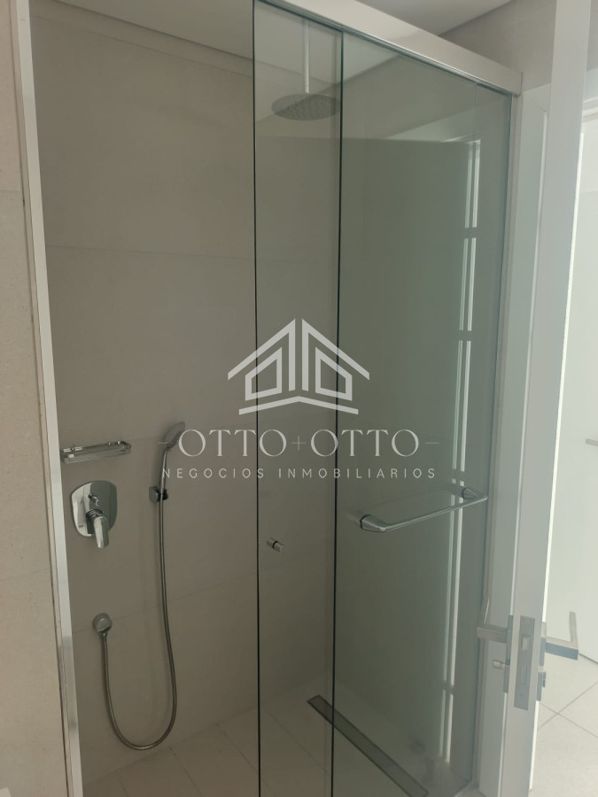Apartamento ID.28628 - Apartamento en venta 3 dormitorios en Punta Del Este