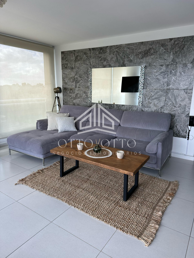 Apartamento ID.28641 - Espectacular apartamento 2 dormitorios en venta con vista a la Isla Gorriti en Punta del Este de 2 dormitorios 2 baños cochera incluida