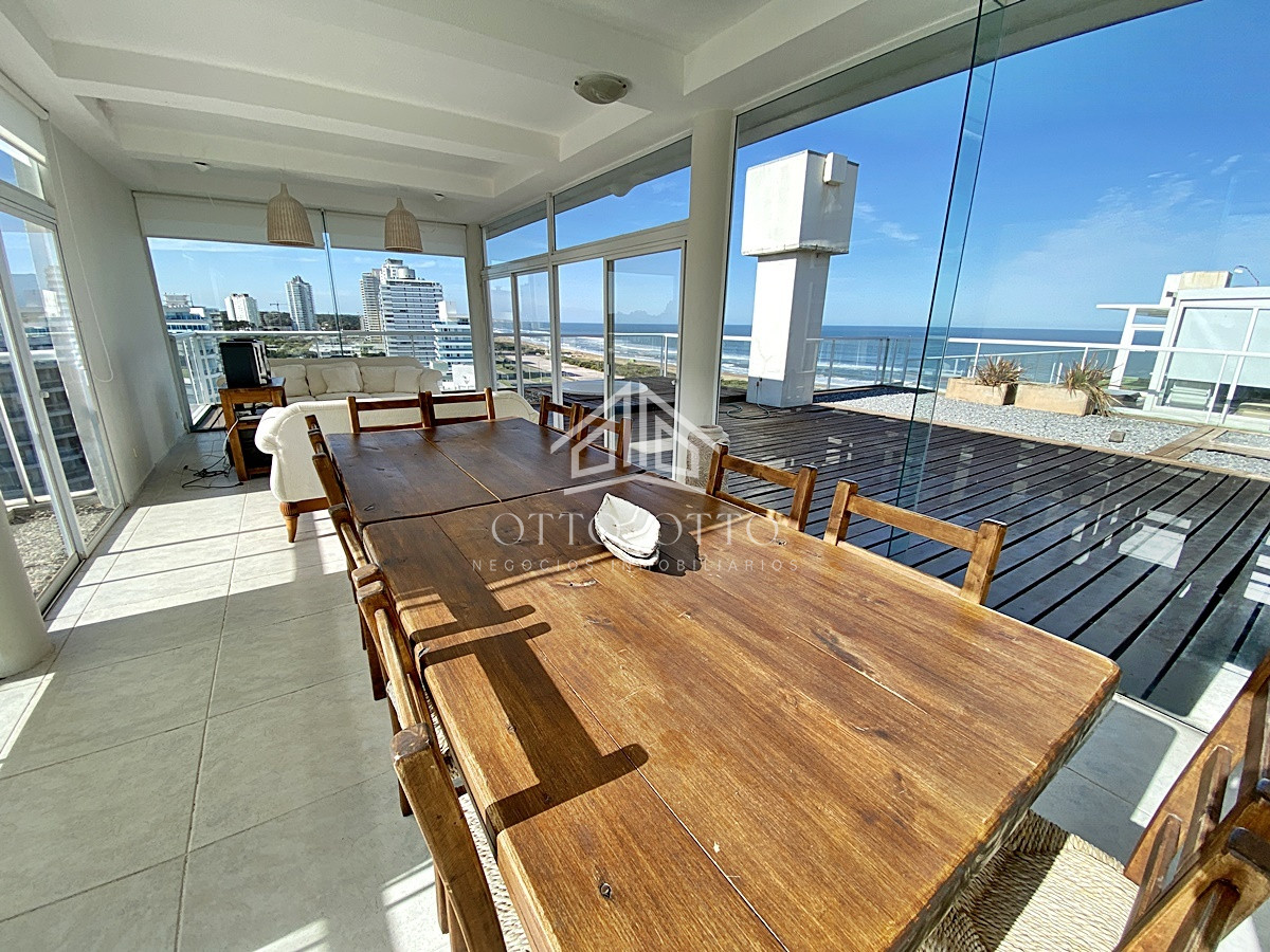 Apartamento ID.10825 - Gran Pent House en primera fila