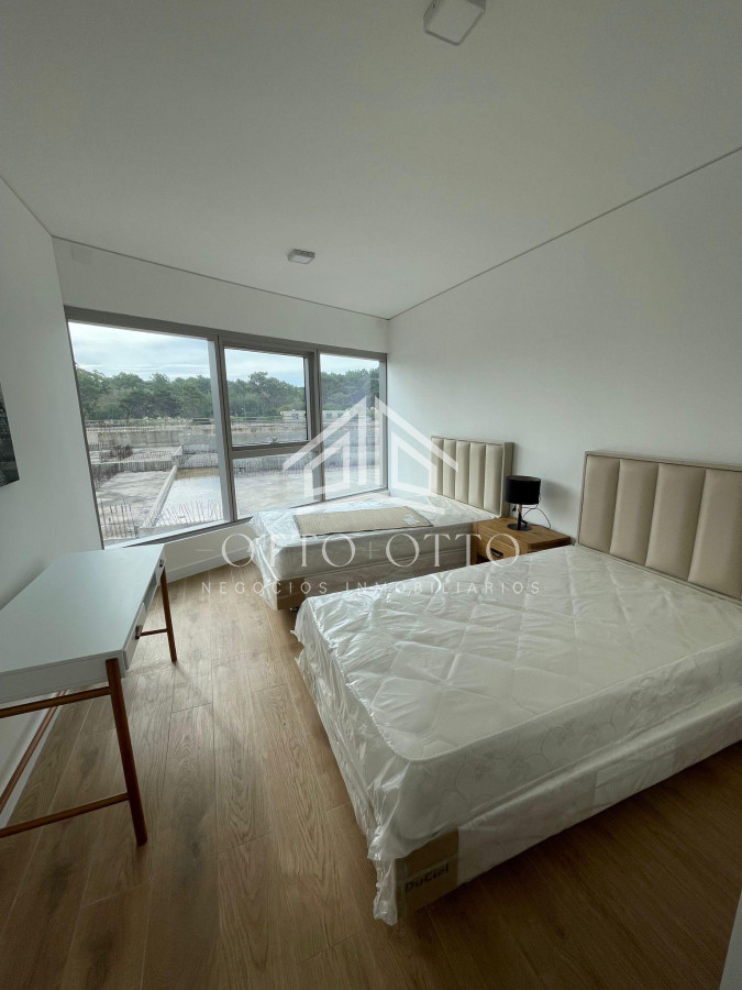 Apartamento ID.27358 - Apartamento de 2 dormitorios en venta, Punta del Este TRUMP TOWER