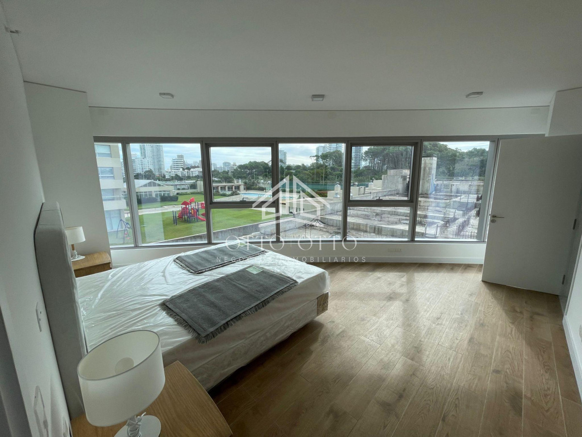 Apartamento ID.27358 - Apartamento de 2 dormitorios en venta, Punta del Este TRUMP TOWER