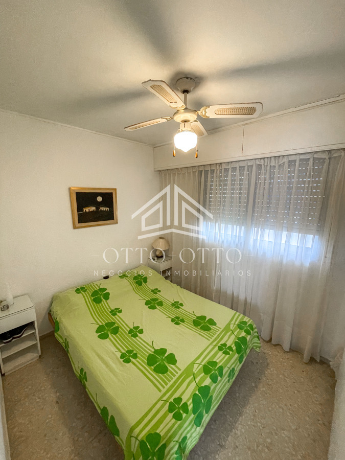 Apartamento ID.28533 - Apartamento de 2 dormitorios en venta, Punta del Este