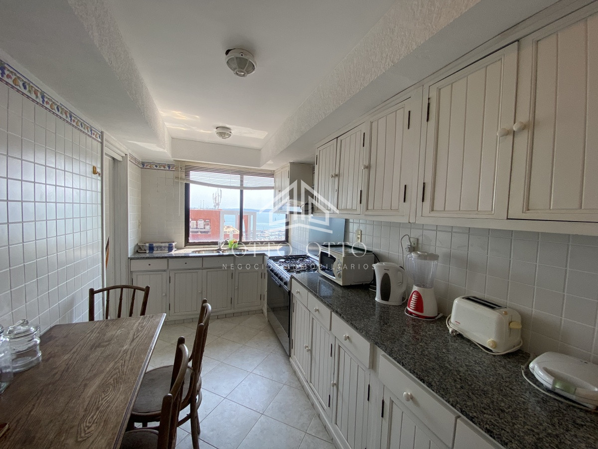 Apartamento ID.26660 - Venta apartamento 3 dormitorios Peninsula Punta del Este