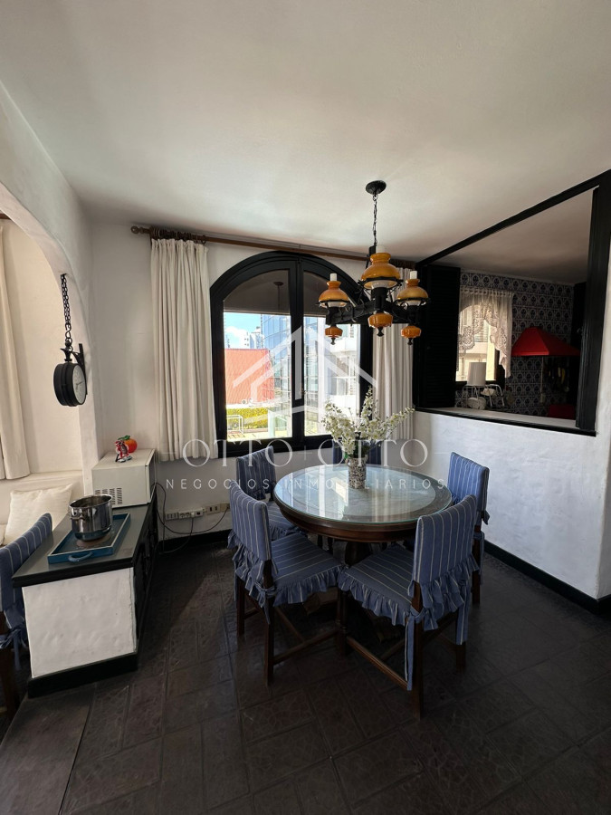 Apartamento ID.15653 - Increíble oportunidad de inversión a tan solo metros de Playa Mansa, Punta del Este de 3 dormitorios