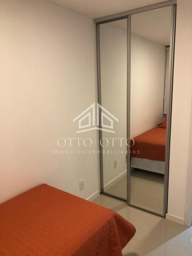 Apartamento ID.567 - Venta apartamento tres dormitorios punta del este edificio torre esmeralda