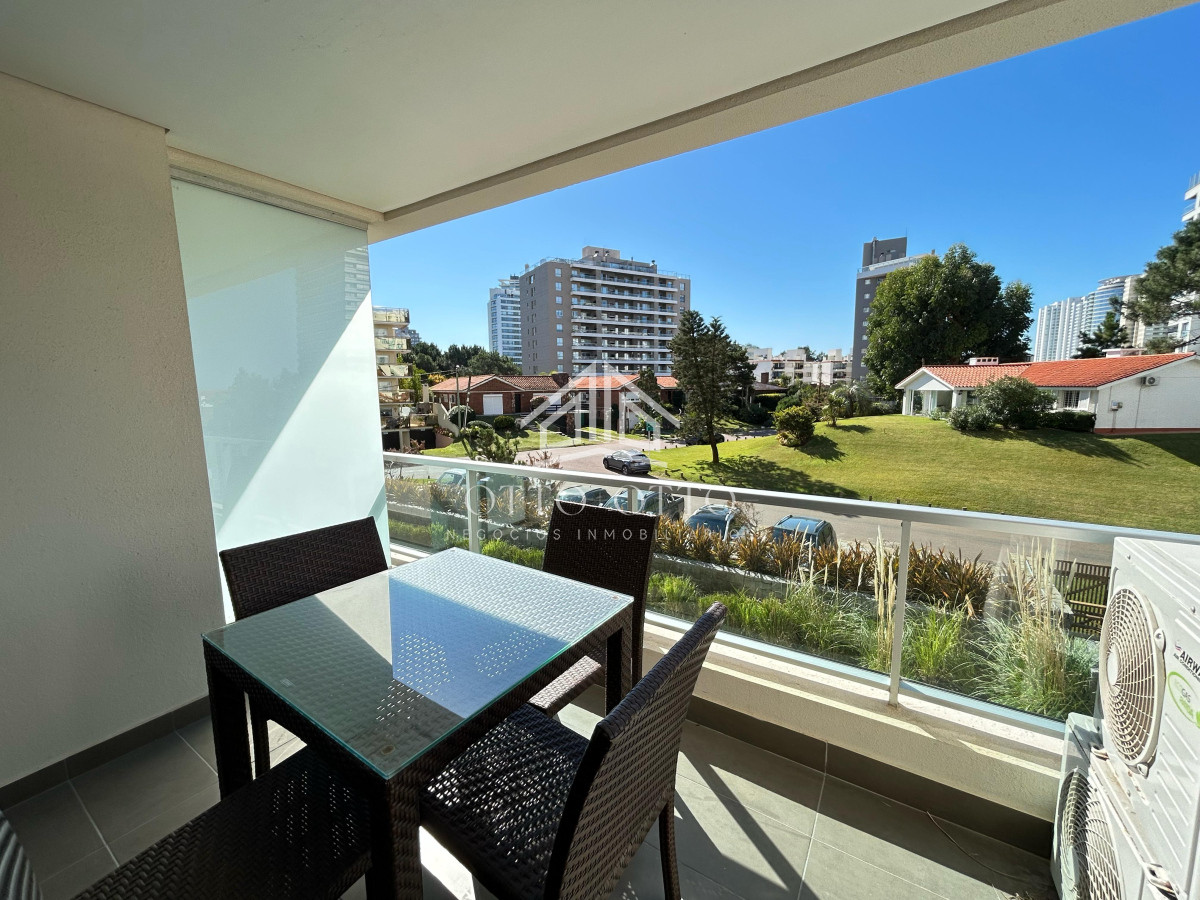 Apartamento ID.3585 - Venta apartamento un dormitorio punta del este Aidy Grill edificio Wind Tower