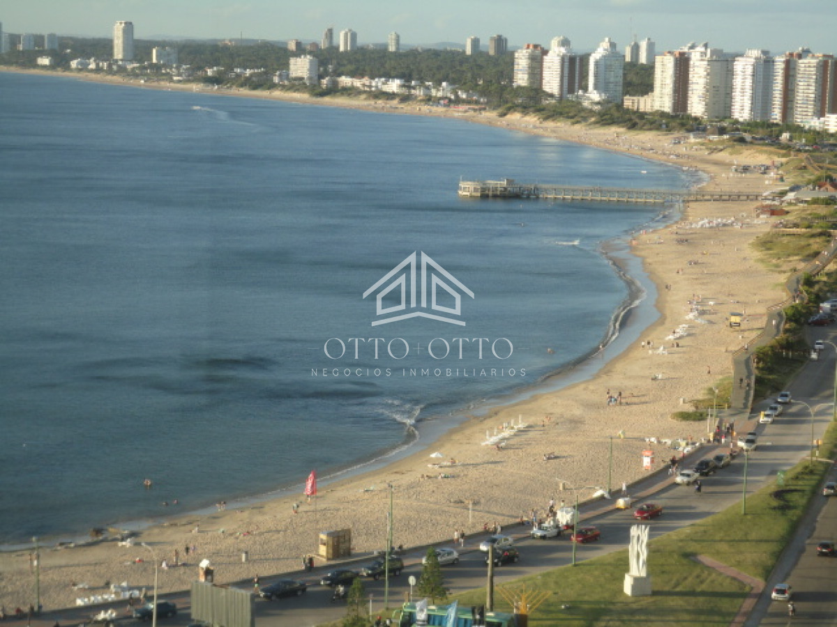 Apartamento ID.11857 - Apartamento en Peninsula de Punta del Este! 3 dormitorios! 