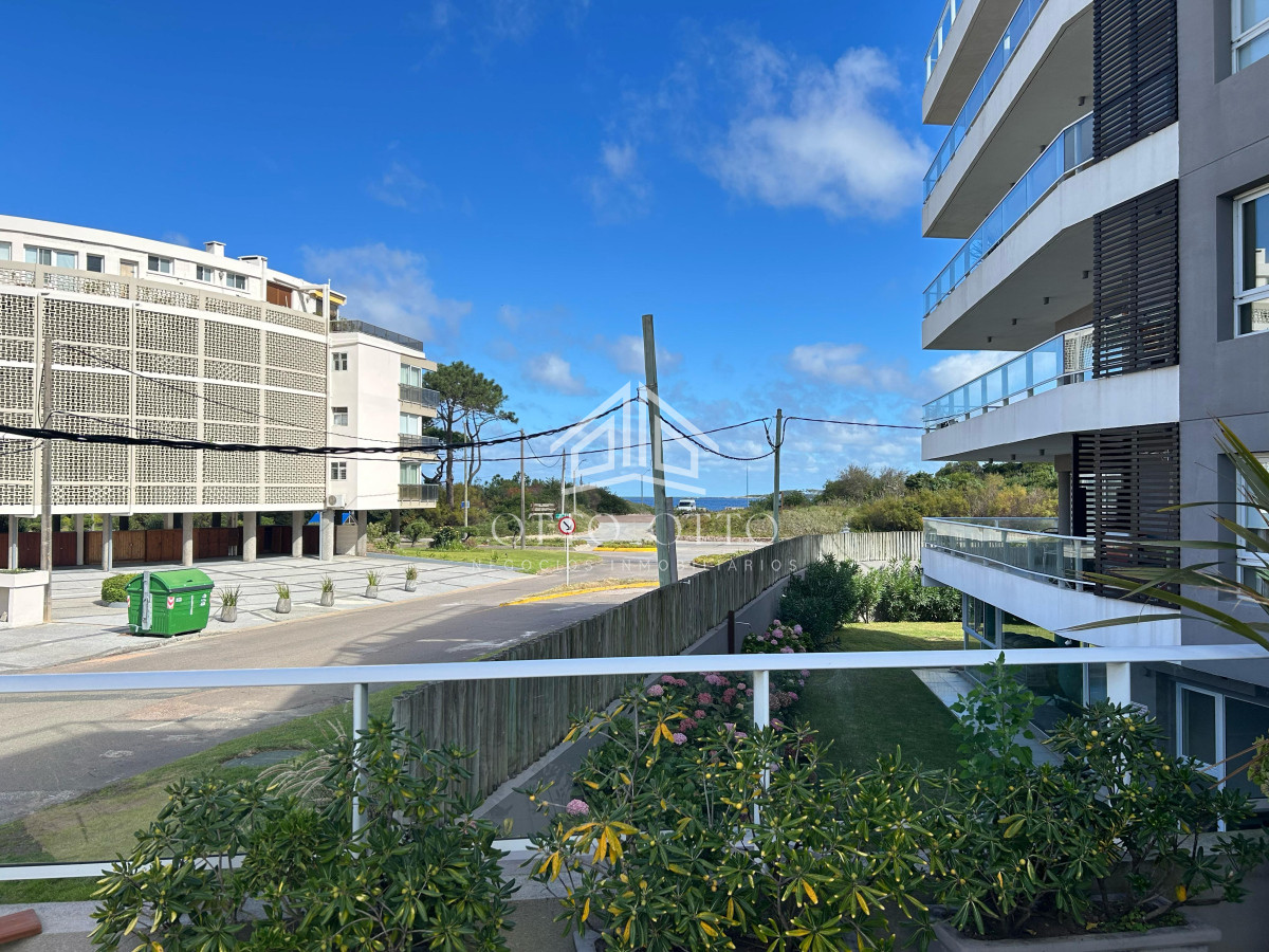Apartamento ID.500 - Venta apartamento un dormitorio punta del este edificio Ten Mansa vista al mar