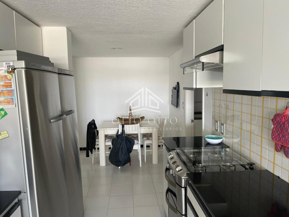 Apartamento ID.11053 - Apartamento en torre de categoría en venta y alquiler temporario.