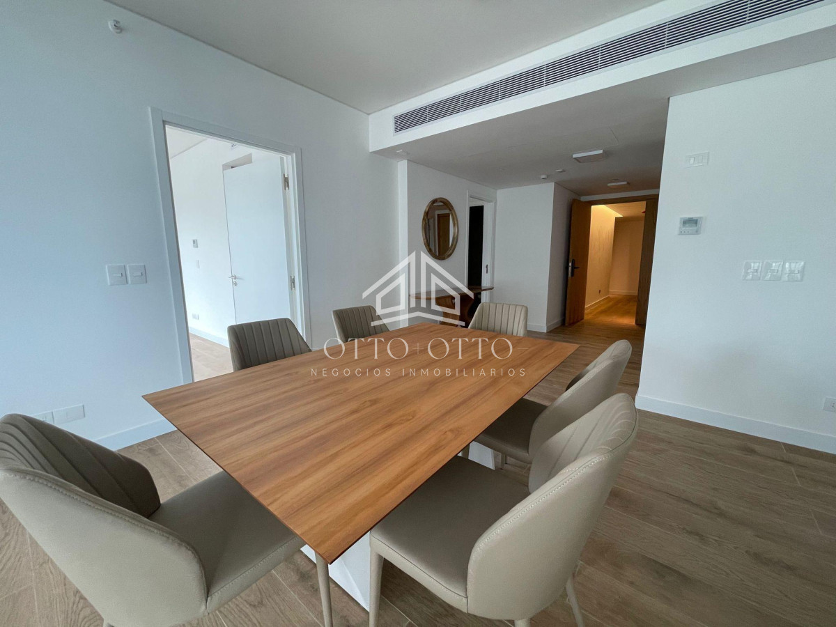 Apartamento ID.27358 - Apartamento de 2 dormitorios en venta, Punta del Este TRUMP TOWER