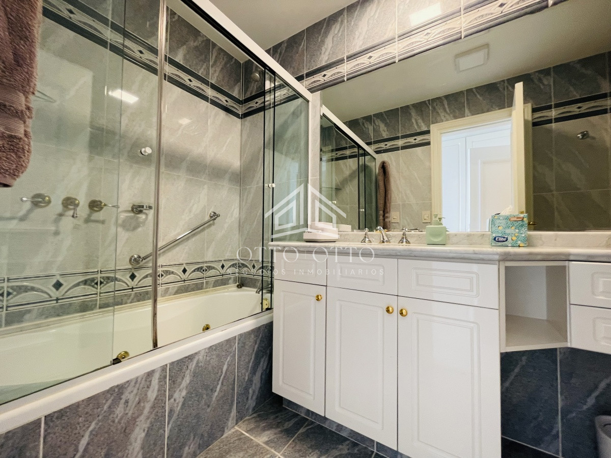 Apartamento ID.26121 - APARTAMENTO DE CATEGORIA PRIMERA FILA MANSA PUNTA DEL ESTE 3 DORMITORIOS