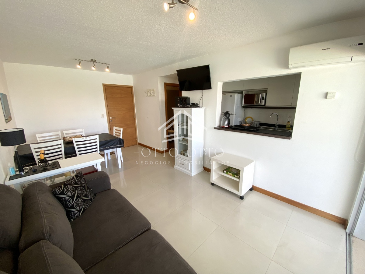 Apartamento ID.15766 - Apartamento de  1 dormitorio en venta  Punta del Este  