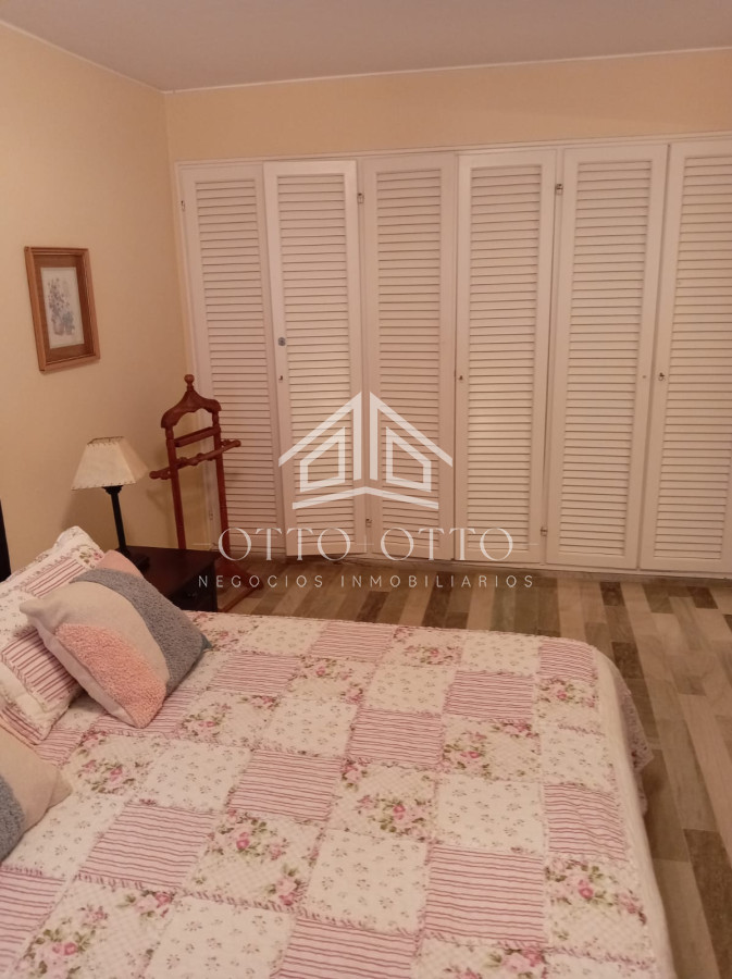 Apartamento ID.10206 - APARTAMENTO DE 3 DORMITORIOS EN ALQUILER ANUAL