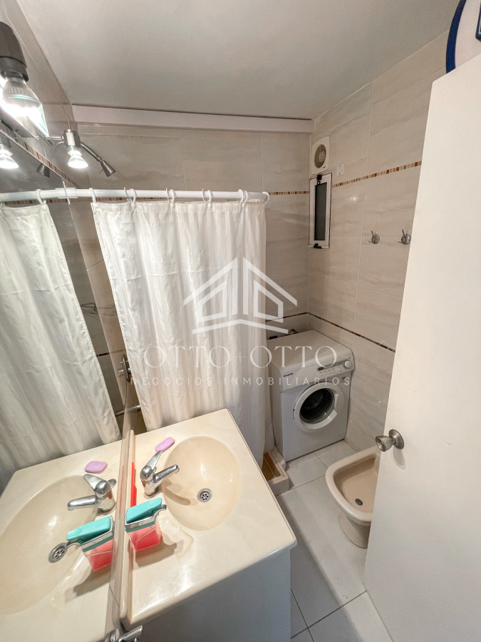 Apartamento ID.28533 - Apartamento de 2 dormitorios en venta, Punta del Este