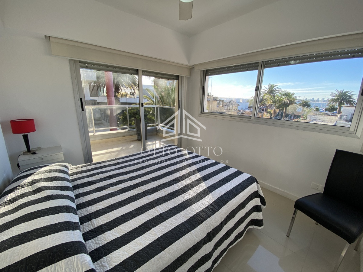 Apartamento ID.6334 - Apartamento en venta, 2 dormitorios, en la Peninsula de Punta del Este!