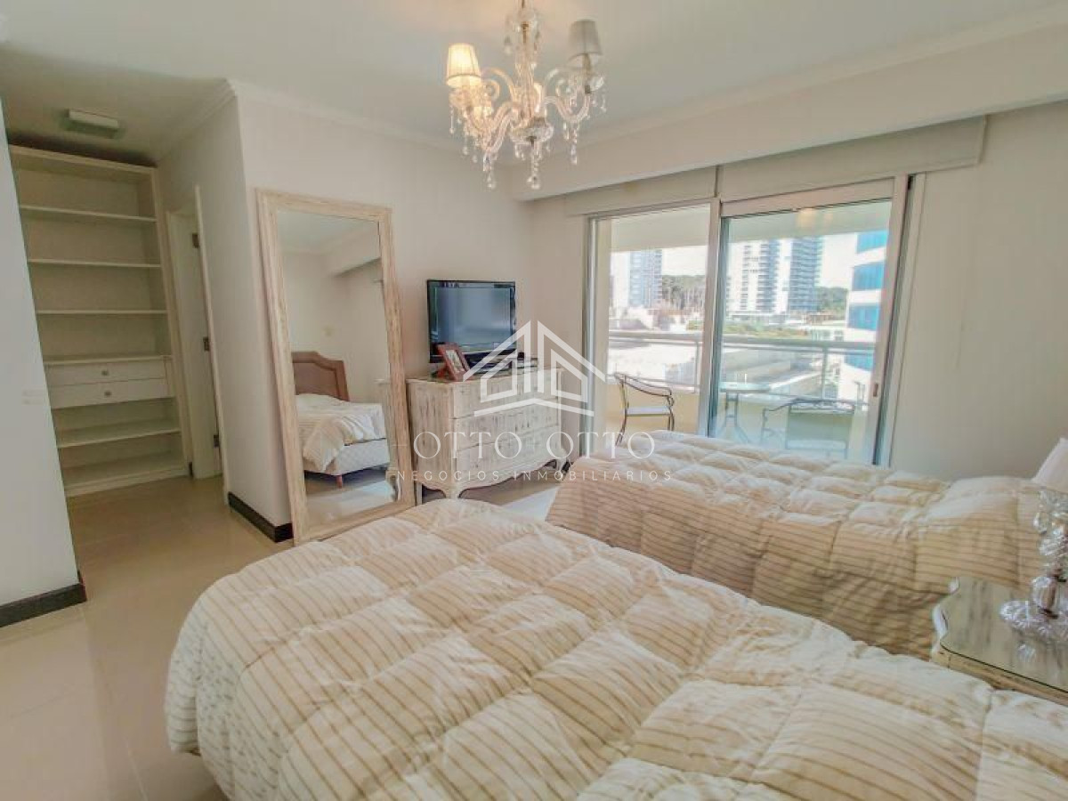 Apartamento ID.1284 - Apartamento en venta Playa Brava 3 dormitorios