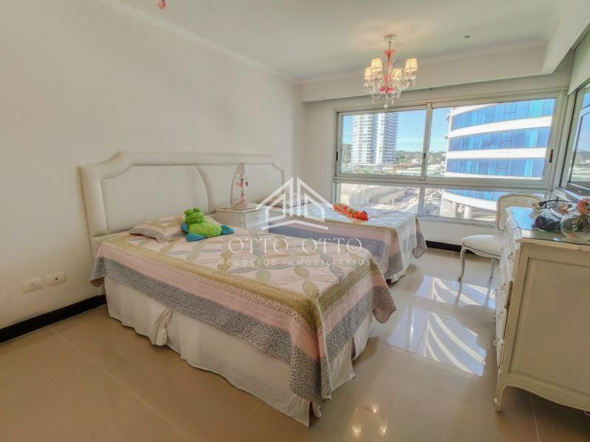 Apartamento ID.1284 - Apartamento en venta Playa Brava 3 dormitorios