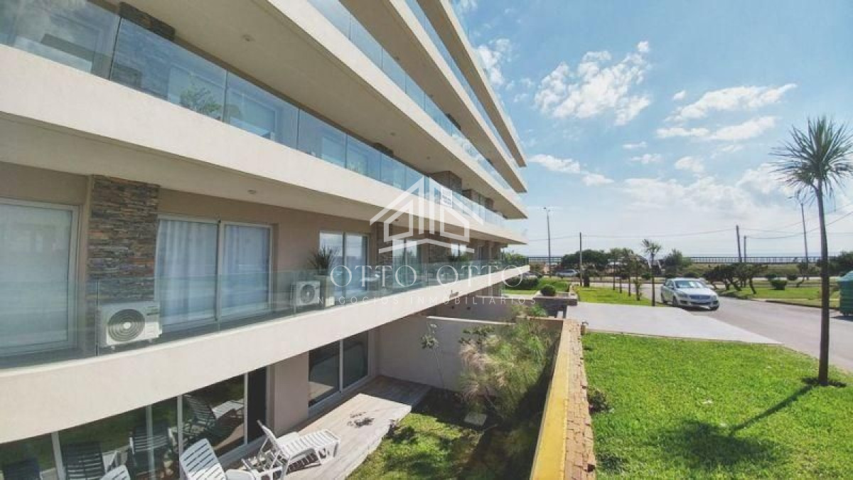 Apartamento ID.1509 - Apartamento en venta y alquiler temporario Playa Mansa 3 dormitorios