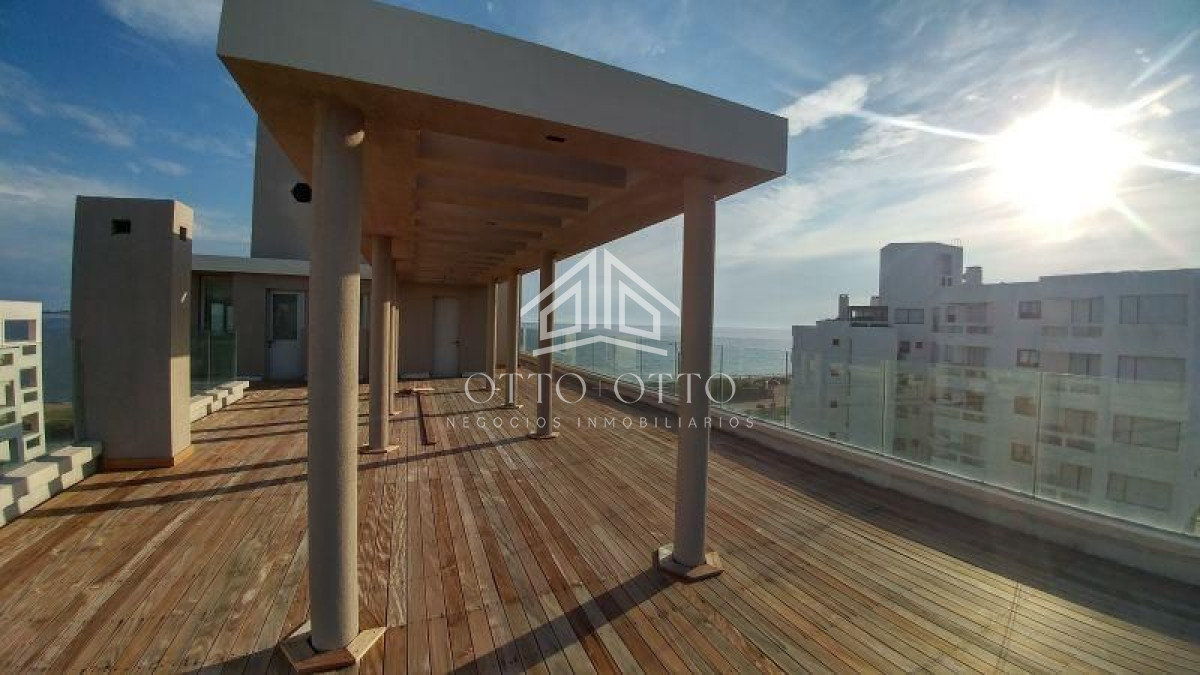 Apartamento ID.1509 - Apartamento en venta y alquiler temporario Playa Mansa 3 dormitorios