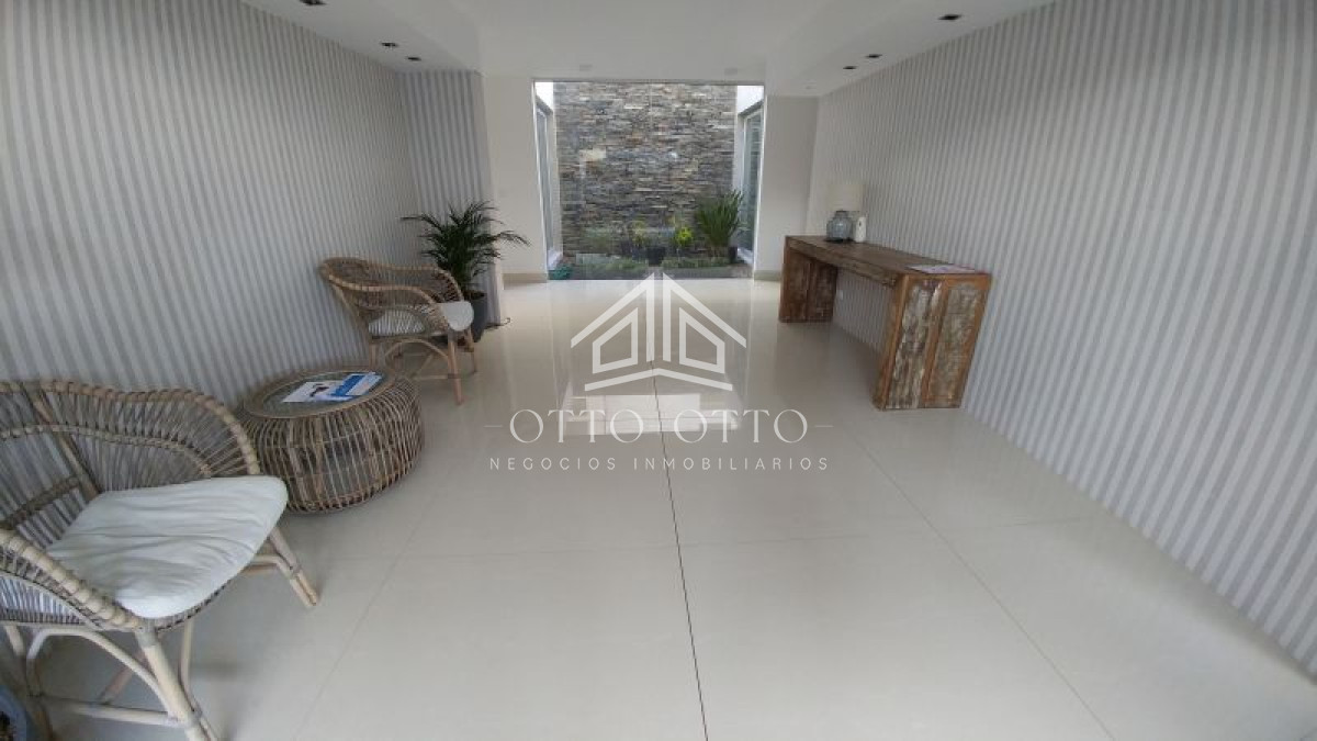 Apartamento ID.1509 - Apartamento en venta y alquiler temporario Playa Mansa 3 dormitorios