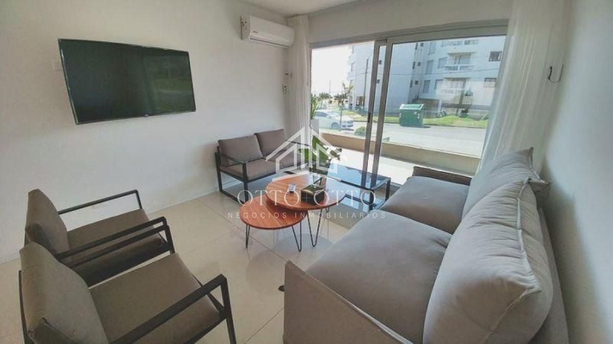 Apartamento ID.1509 - Apartamento en venta y alquiler temporario Playa Mansa 3 dormitorios