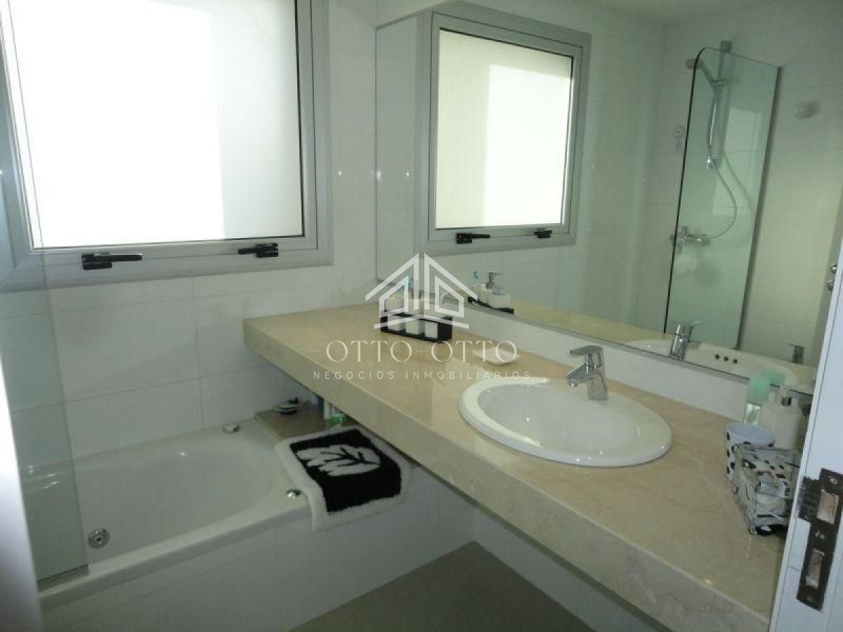 Apartamento ID.3553 - Apartamento en alquiler temporario Punta Del Este 3 dormitorios