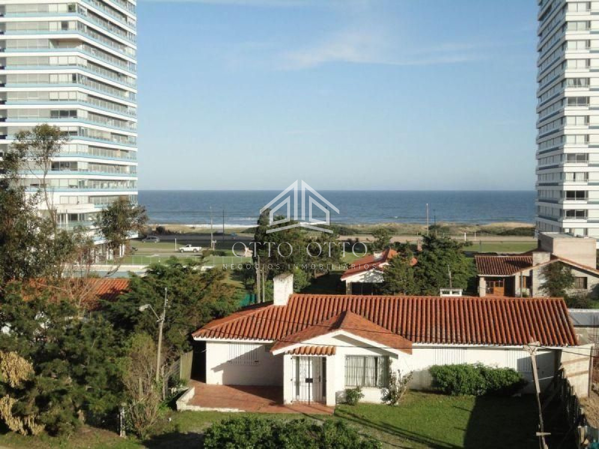 Apartamento ID.3553 - Apartamento en alquiler temporario Punta Del Este 3 dormitorios