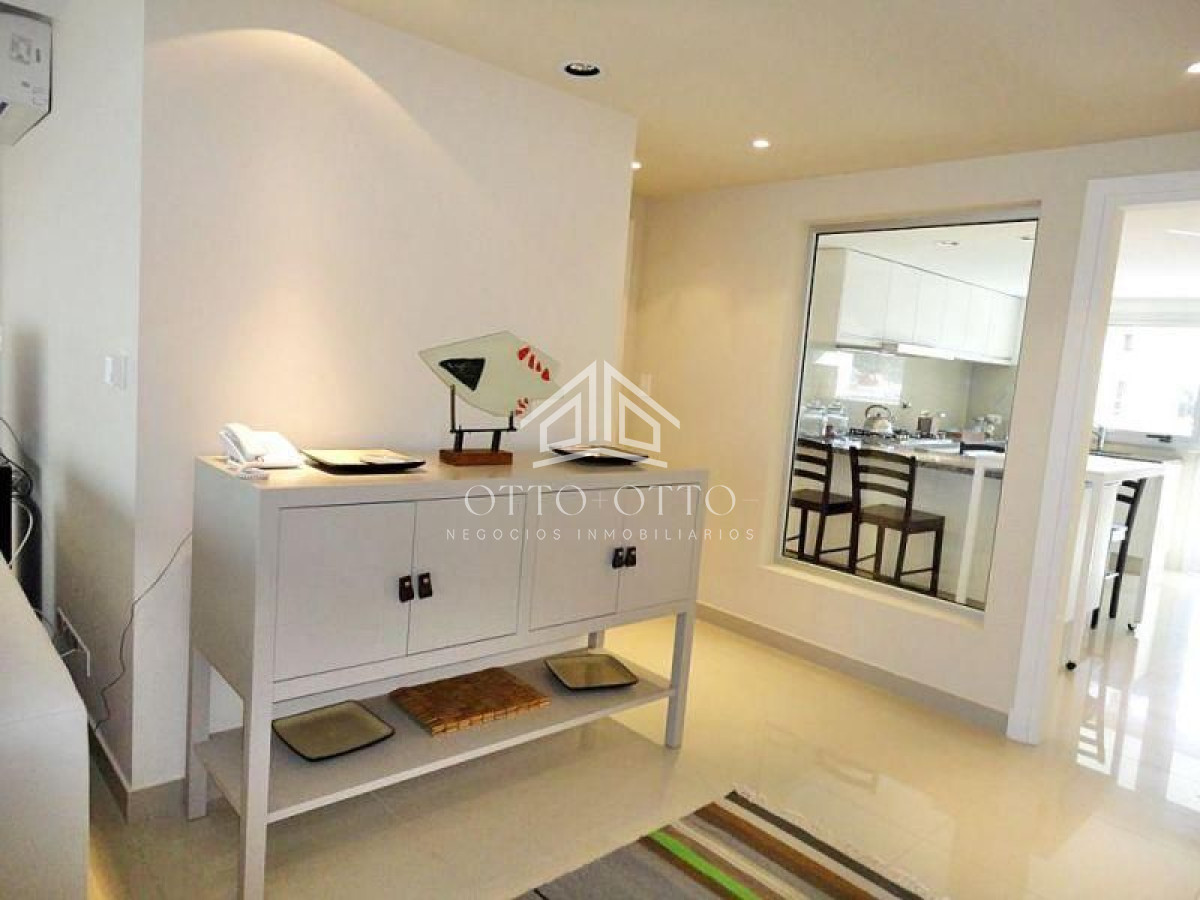 Apartamento ID.3554 - Semi piso en playa Brava, edificio reservado y moderno. 