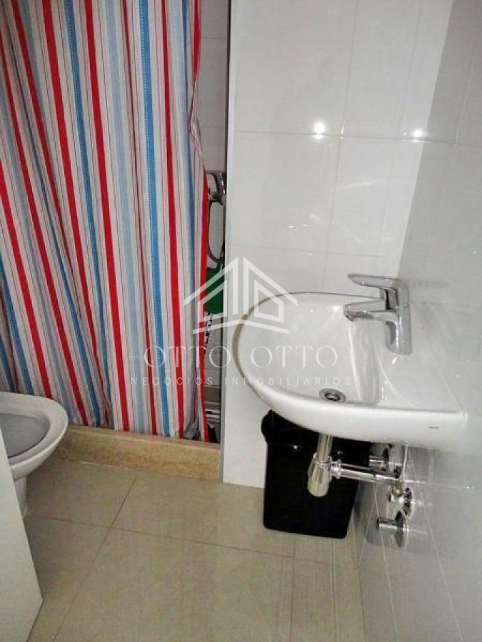 Apartamento ID.3554 - Semi piso en playa Brava, edificio reservado y moderno. 