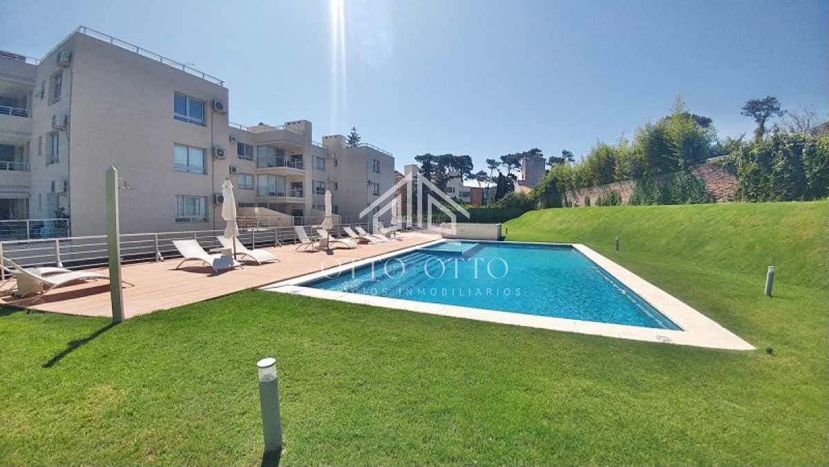 Apartamento ID.4150 - Apartamento en alquiler  Playa Mansa 1 dormitorio