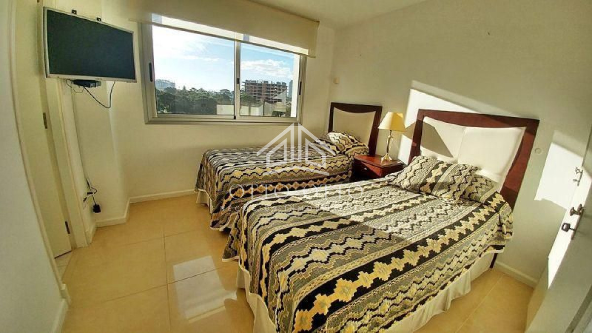 Apartamento ID.4569 - Apartamento en venta Playa Brava 3 dormitorios