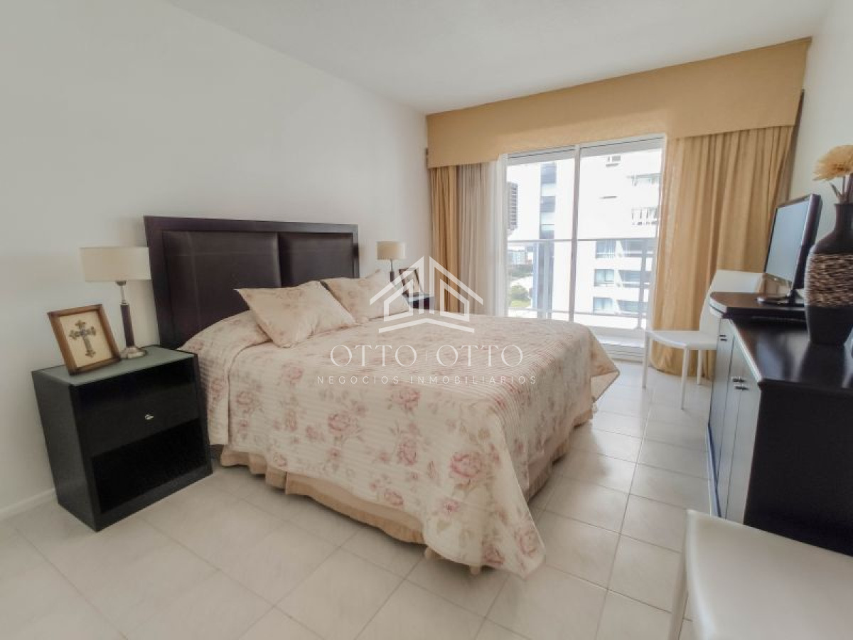 Apartamento ID.5020 - Apartamento en venta Punta Del Este 1 dormitorio y medio