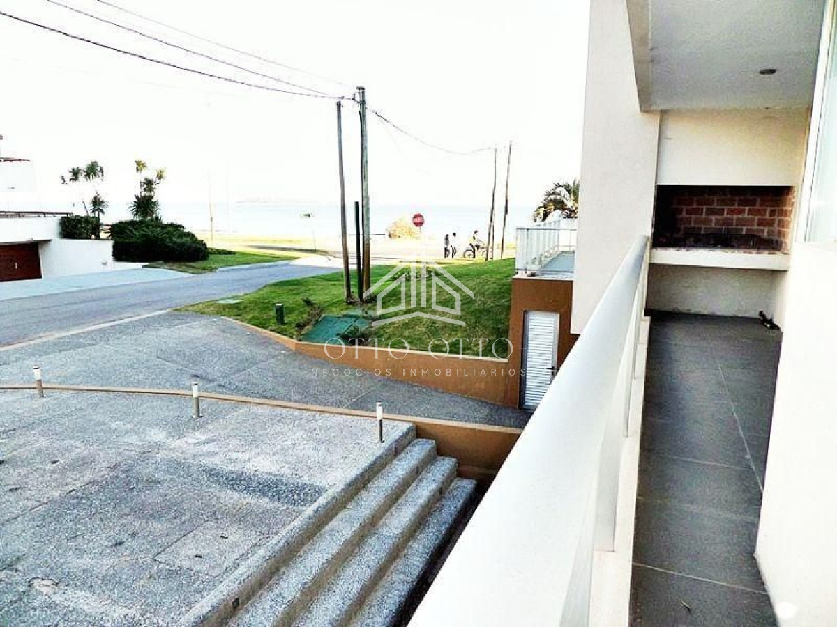 Apartamento ID.787 - Apartamento en venta Playa Mansa 2 dormitorios