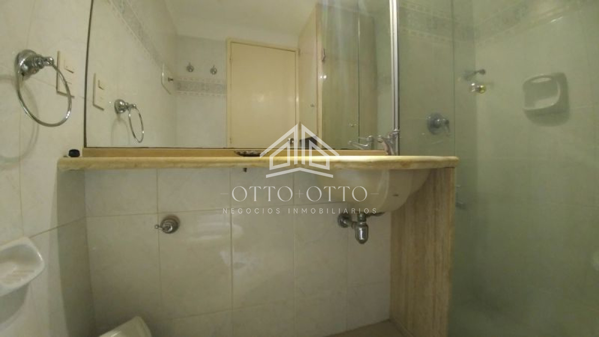 Apartamento ID.871 - Apartamento en venta Playa Mansa 3 dormitorios
