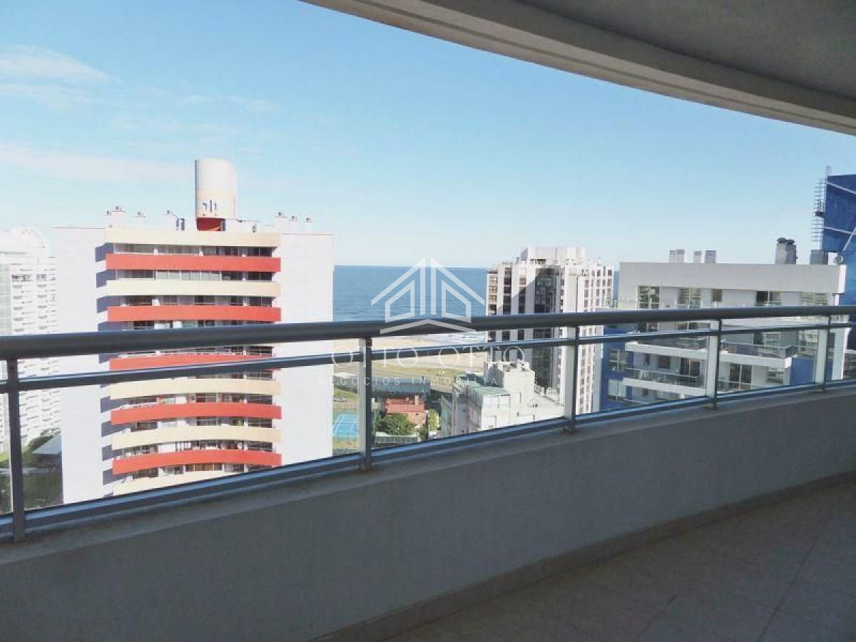 Apartamento ID.989 - Apartamento en venta Playa Brava 3 dormitorios