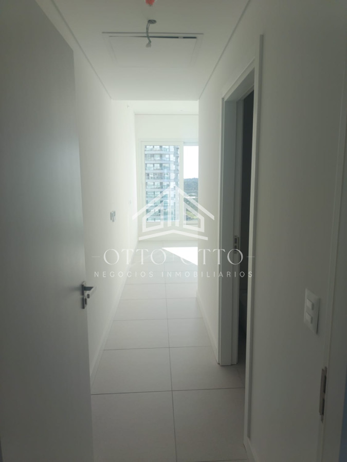 Apartamento ID.28628 - Apartamento en venta 3 dormitorios en Punta Del Este