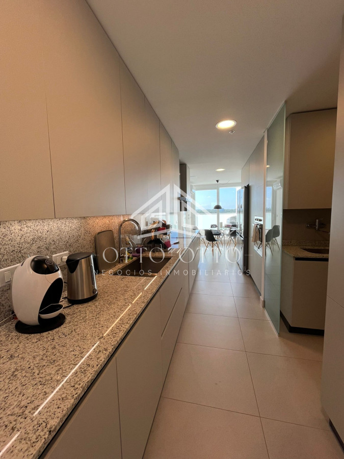 Apartamento ID.28446 - VENTA APARTAMENTO CUATRO DORMITORIOS PLAYA BRAVA PUNTA DEL ESTE
