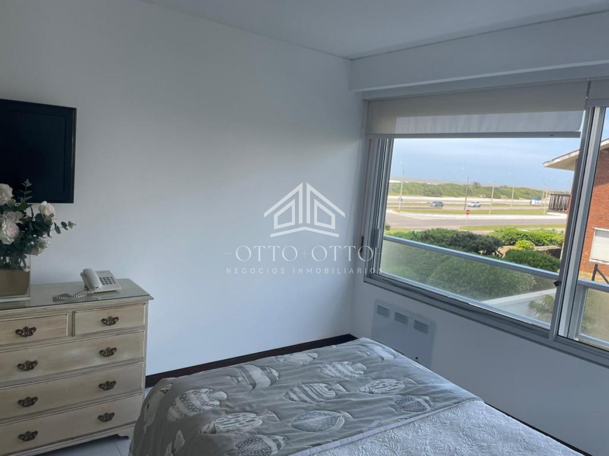 Apartamento ID.11053 - Apartamento en torre de categoría en venta y alquiler temporario.