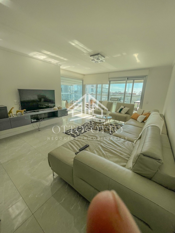 Apartamento ID.25310 - Apartamento en venta, 3 dormitorios en Punta del Este
