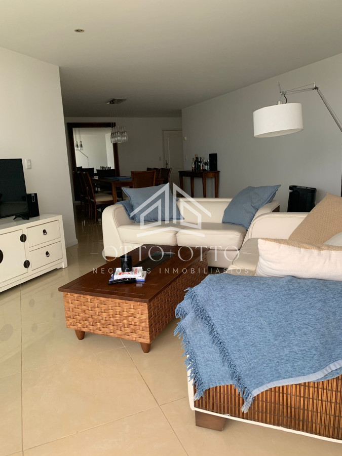 Apartamento ID.4569 - Apartamento en venta Playa Brava 3 dormitorios