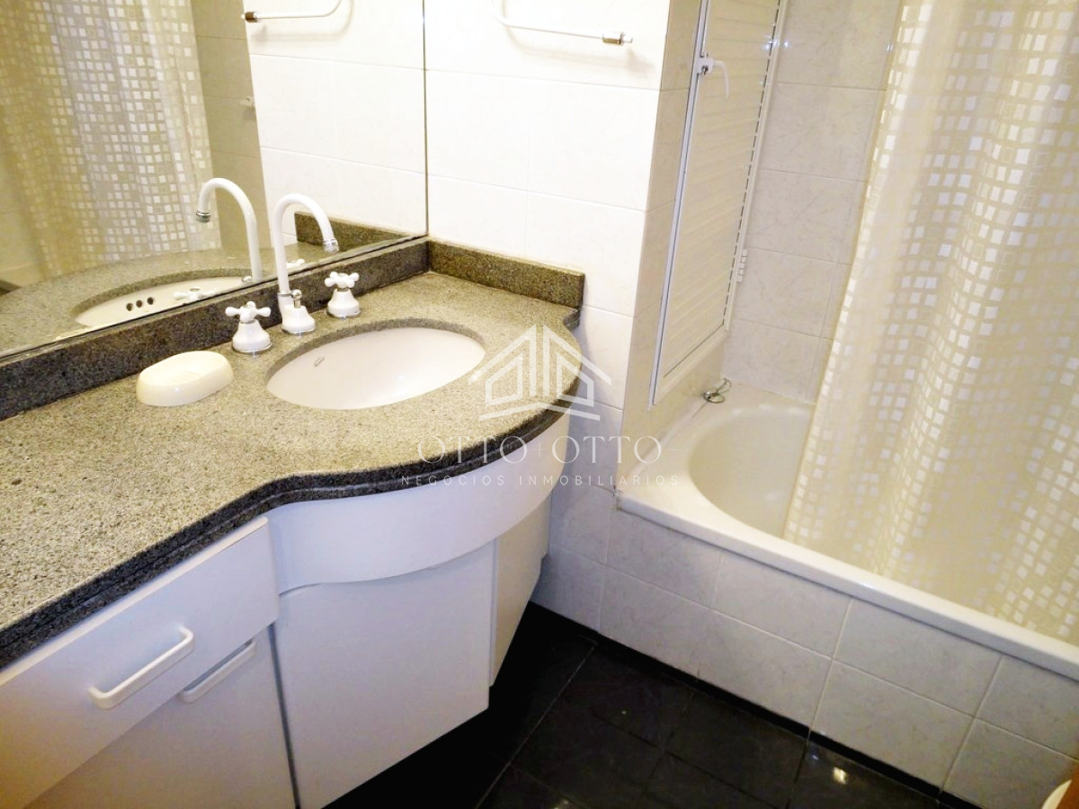 Apartamento ID.10522 - Apartamento en la Peninsula de Punta del Este, 3 dormitorios! 